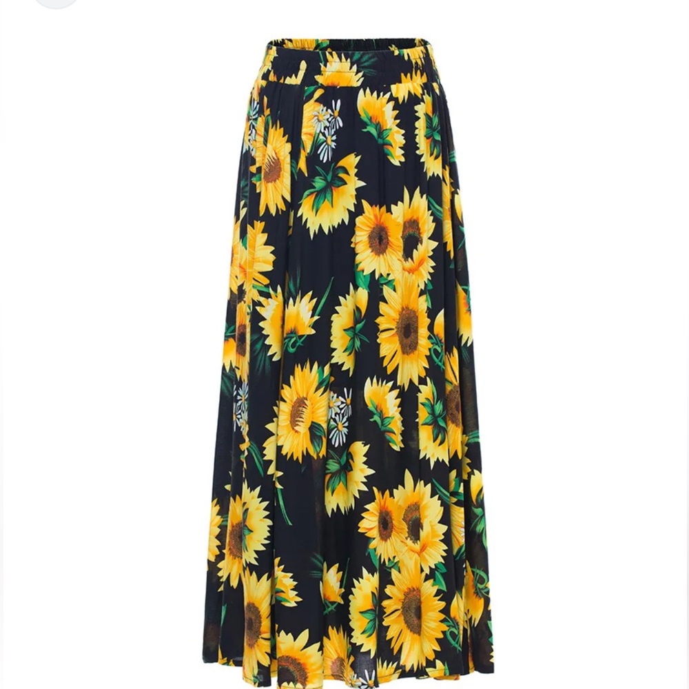 145 .Floral Sunflower  Belted Maxi Skirt  Beautiful lined